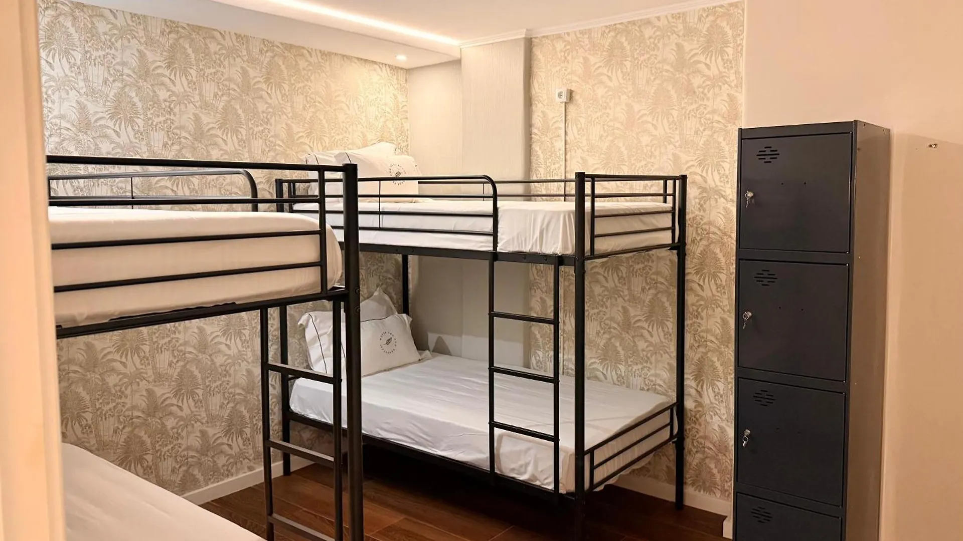 ליסבון Bossa & Bed Hostel פורטוגל